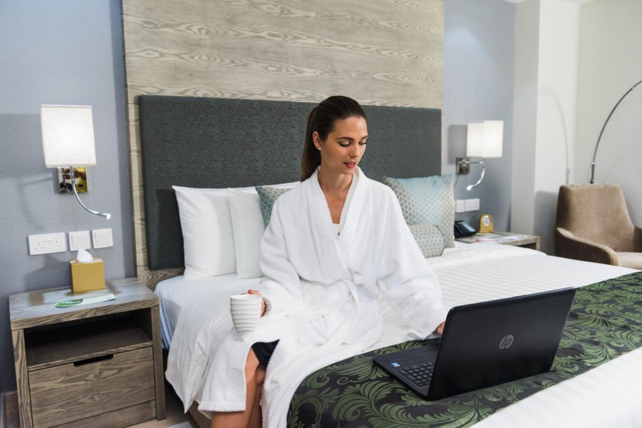 Centara Muscat Hotel Oman Eksteriør billede